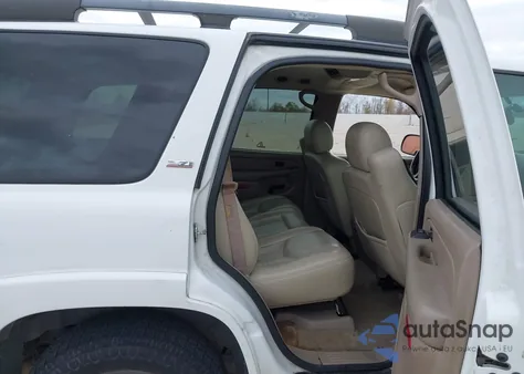 2005 Chevrolet Tahoe Z71 z USA, uszkodzony, nr VIN 1GNEC13T65R268814